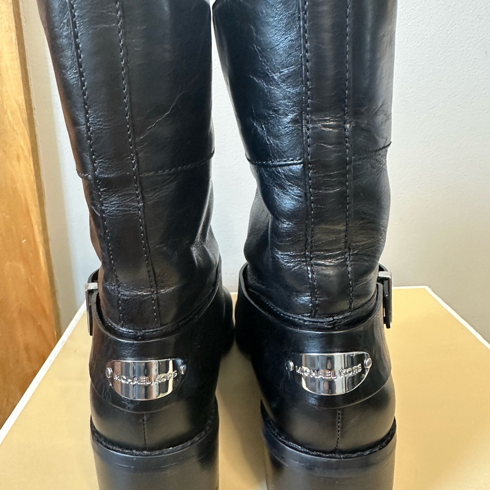 Michael Kors Black Leather Ankle Boots - Picture 6 of 10